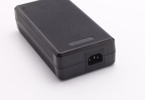 Caricabatterie USB per batteria Max Power per mini auto di grado superiore Yingjiao